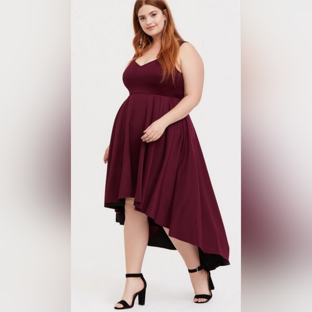 Torrid hi-low formal dress. Burgandy w/ deep pockets
